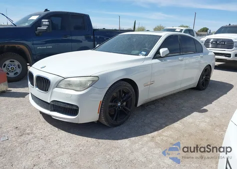2013 BMW 740I z USA, uszkodzony, nr VIN WBAYA6C59DC995311